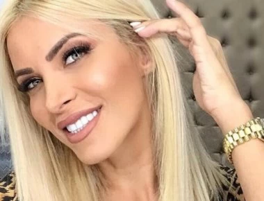 Η Κ. Καινούριου χώρισε και αποκάλυψε... - Ο Ν. Μουτσινάς την «κάρφωσε» στην εκπομπή του (βίντεο)